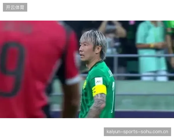 杜齐亚克的“神奇之笔”：浦项球场上的传奇与技术背后的秘密